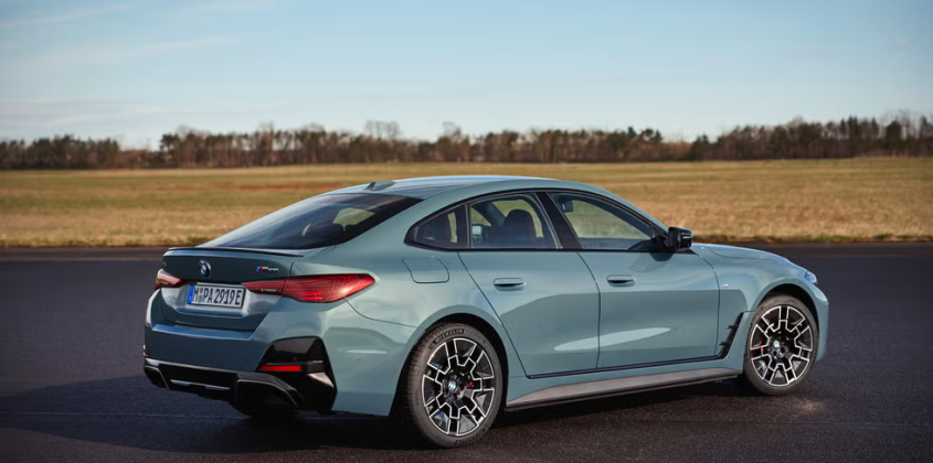 2024 BMW i4