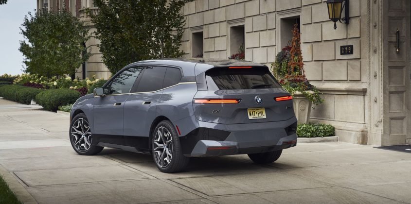 2024 BMW iX