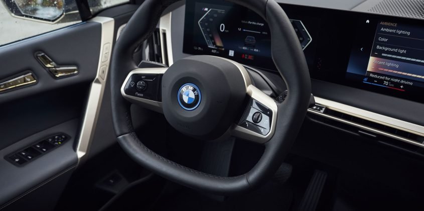 2024 BMW iX