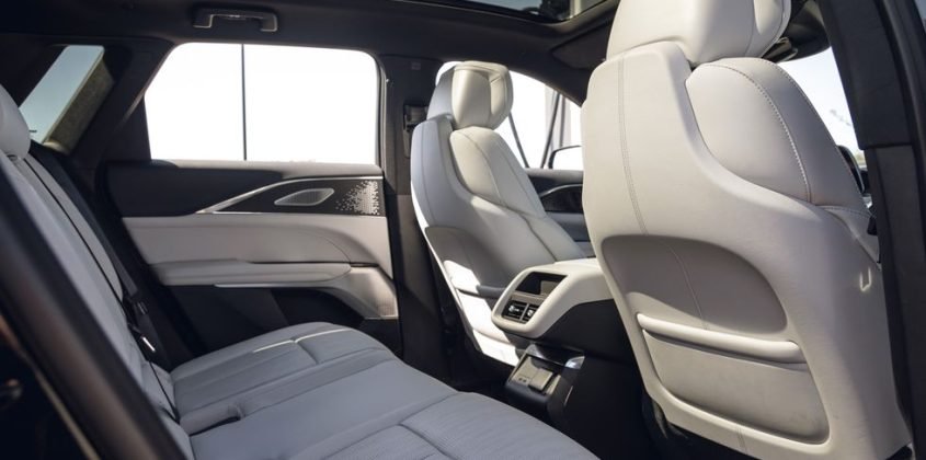 2025 Cadillac Lyriq
