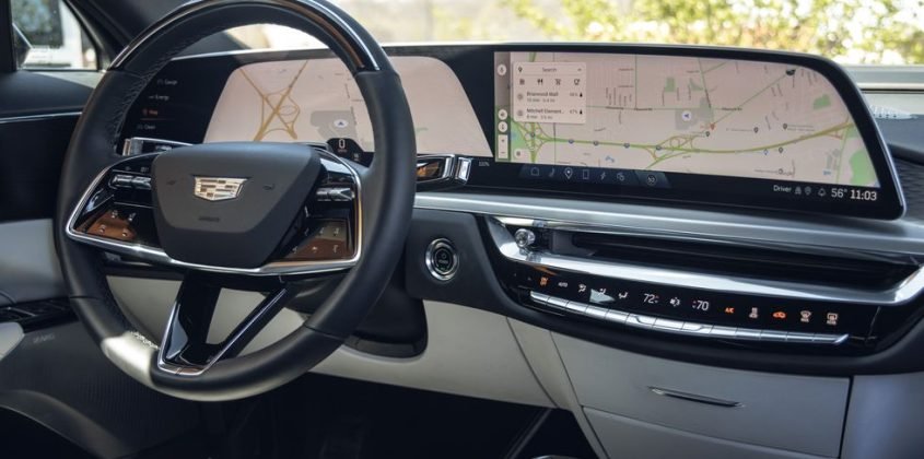2025 Cadillac Lyriq